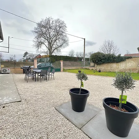 Holiday home Verde, Magnifique A 10 Min Du Futuroscope